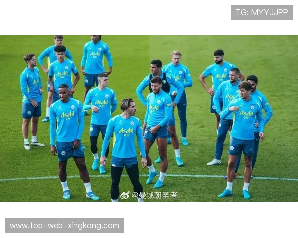 曼城像在演练训练课，对手根本摸不到球，曼城的打法